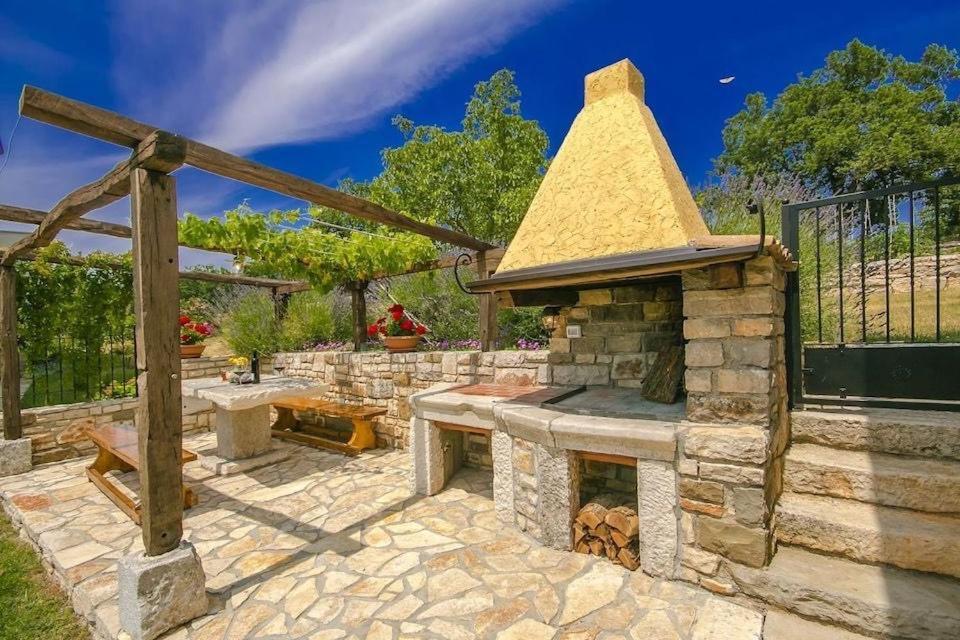 Casa Mazuli Villa Groznjan Bagian luar foto